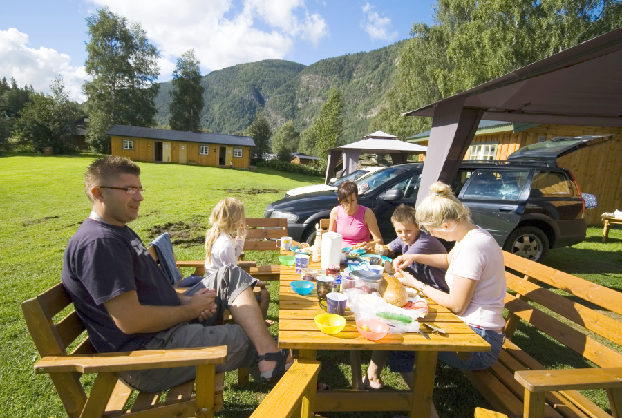 famille au camping Toulon 